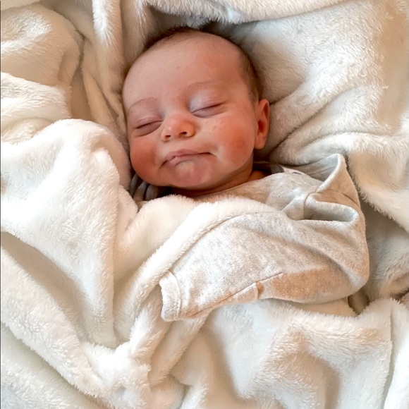 Meet your Posher, Emilyanne - Picture 10 of 11